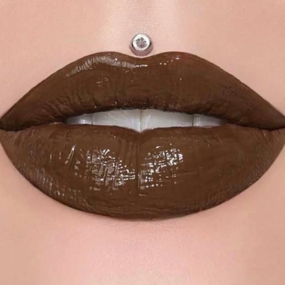 JEFFREE STAR - DOMINATRIX Supreme Gloss Highly Pigmented Lip Gloss